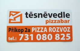 Magnetické polepy na auta Pizzabar Těsněvedle