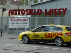 Světelka a plachta AUTOSKLO LASSY